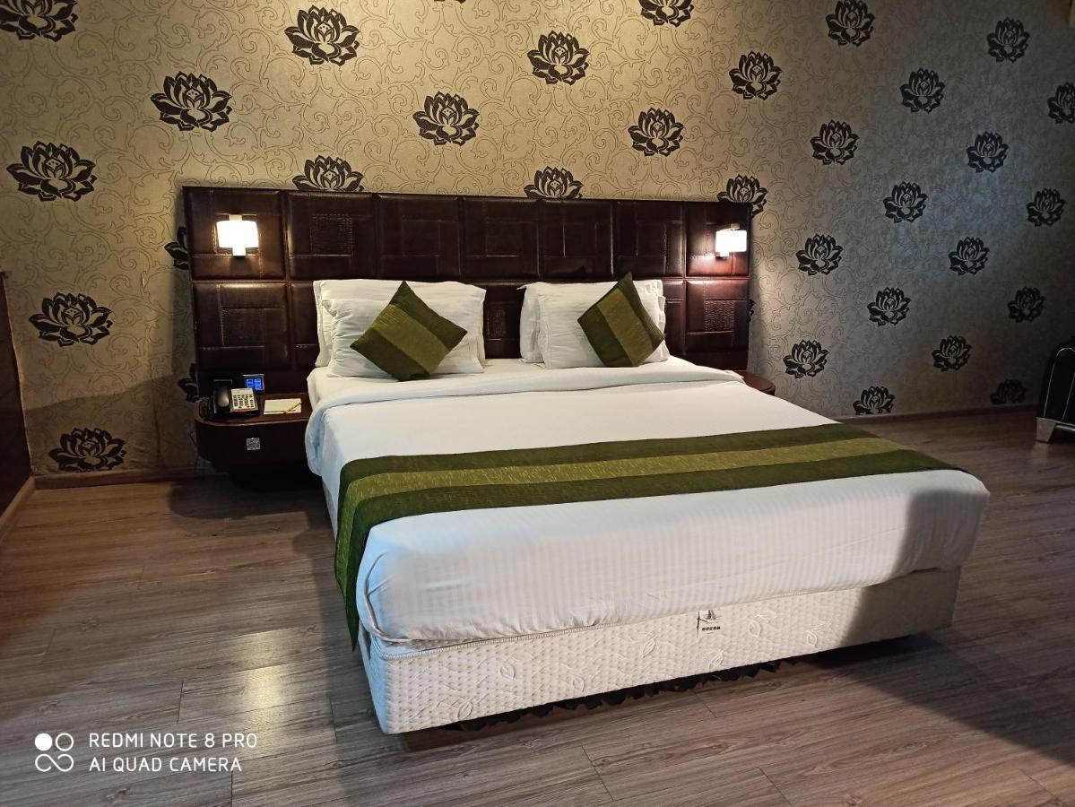 Hotel Patliputra Exotica Patna  Esterno foto