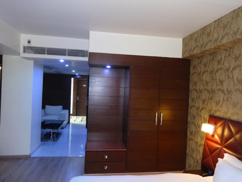 Hotel Patliputra Exotica Patna  Esterno foto
