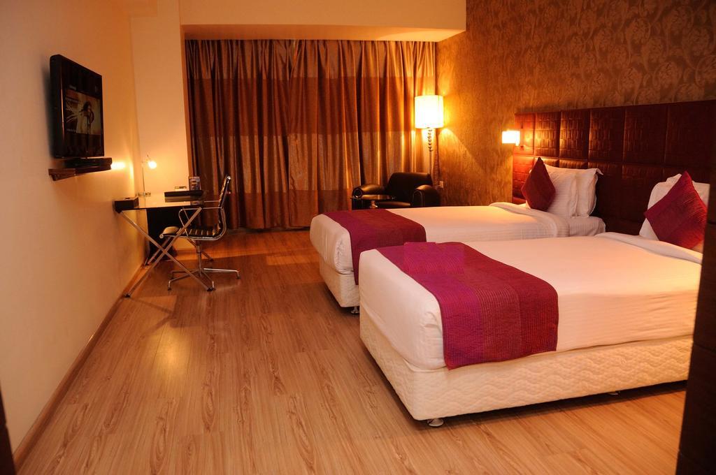 Hotel Patliputra Exotica Patna  Esterno foto
